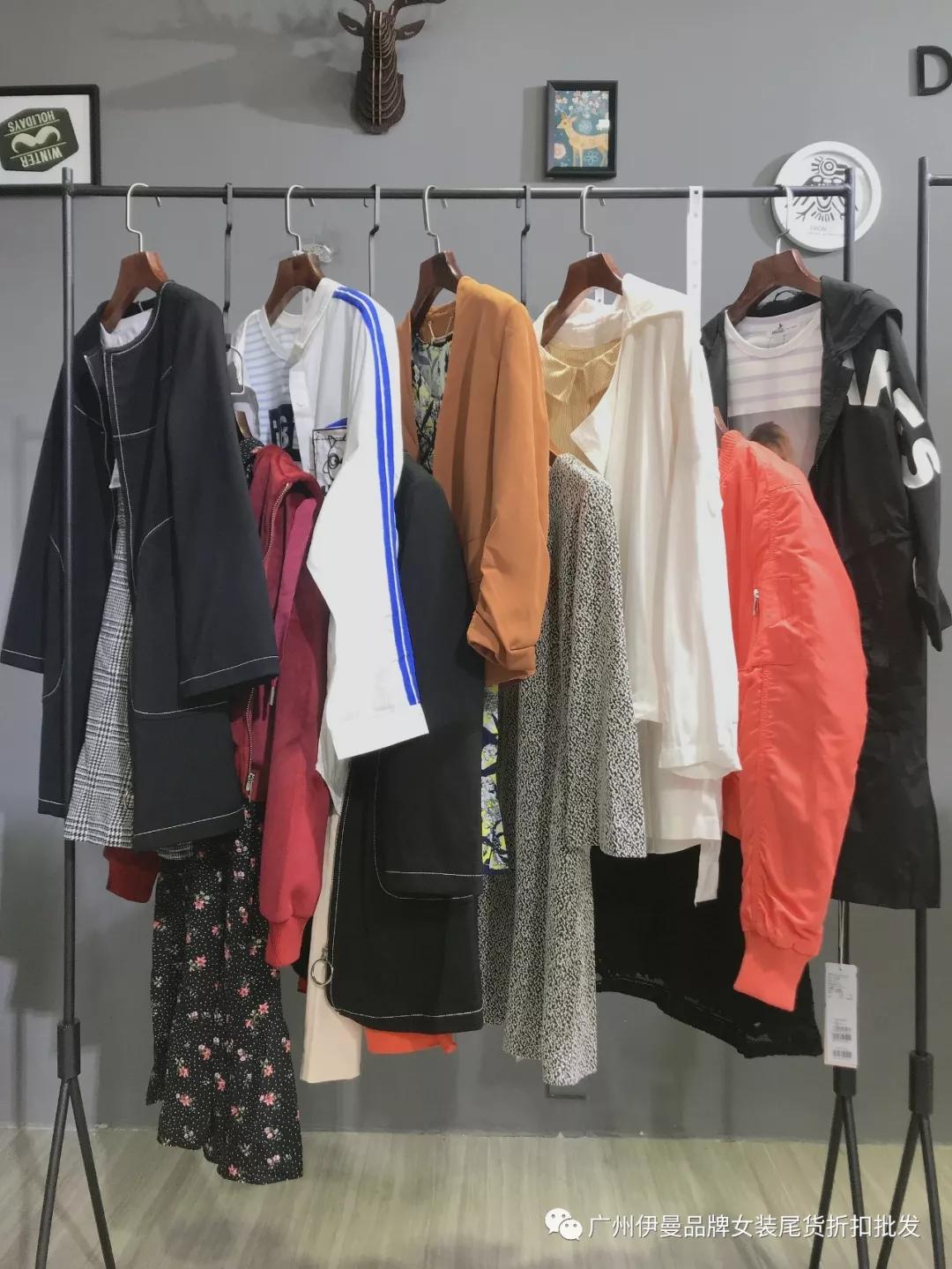 艾格新款女装官方旗舰店直播,艾格春装直播间