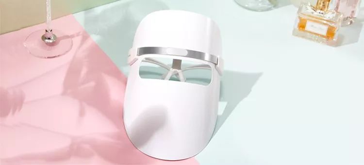 美容院里的光子嫩肤靠谱吗,美容院的光子嫩肤为什么那么便宜