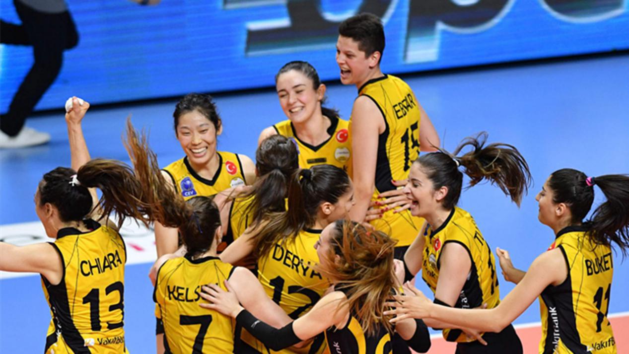 女排姚迪朱婷图片 (朱婷和姚迪的日常生活)