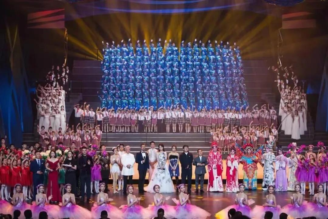 “突围、转型、*局破**”——广东卫视三年“振兴之路”带给业界的思考