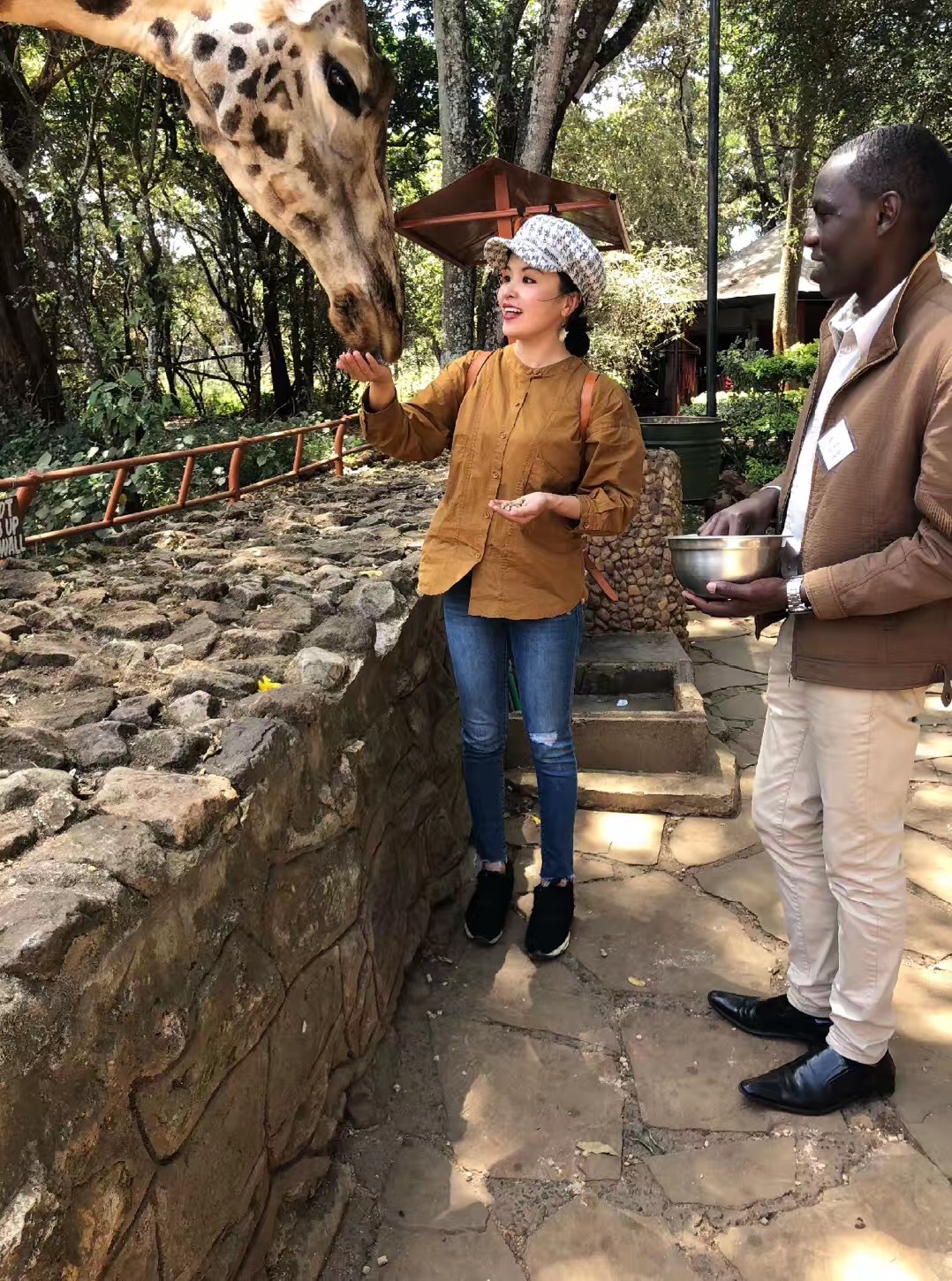 歌歌兰妮蓝风铃香水手霜,歌曲闻香识女人变调