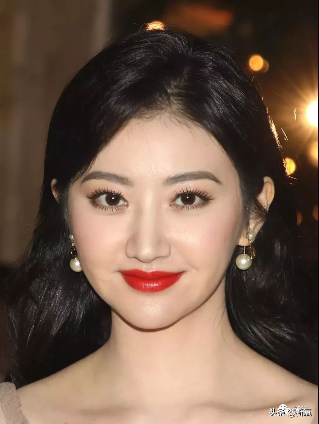 景甜修复之后的双眼皮是多宽,景甜修复后的双眼皮多宽