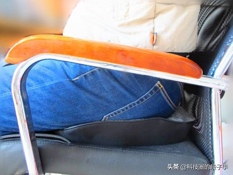 上班族最适用的坐垫,37度塑形按摩多功能坐垫