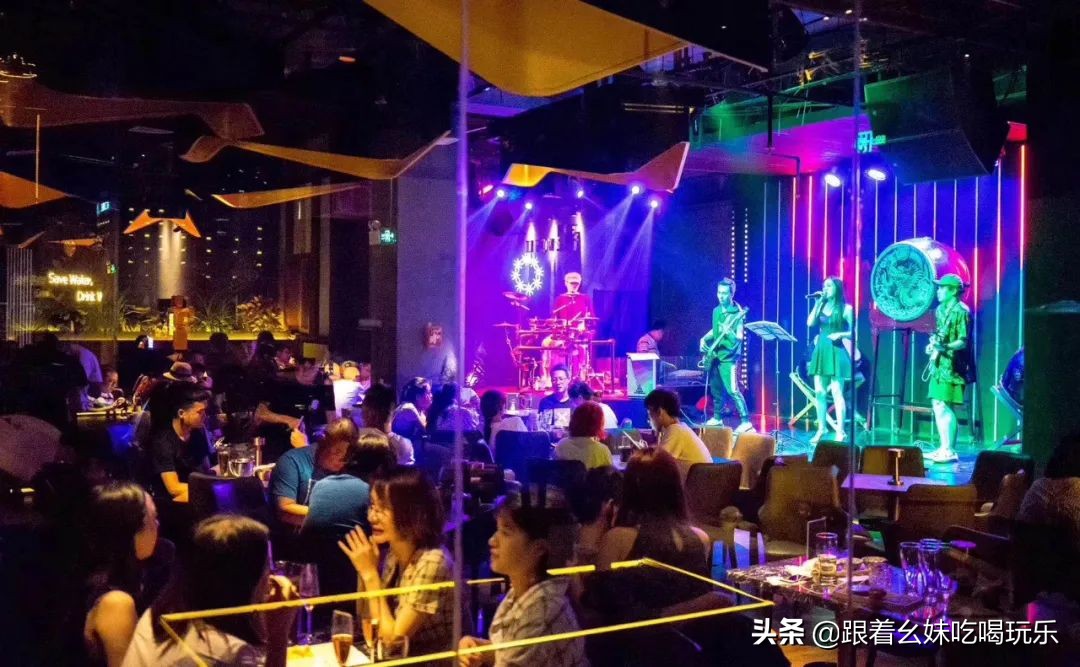 太燃了歌曲视频,西安音乐烧烤餐厅