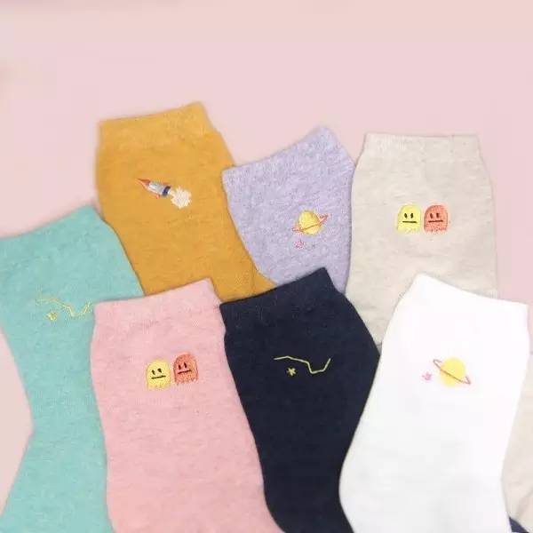 韩国服装大牌都有哪些,韩国明星服装品牌推荐