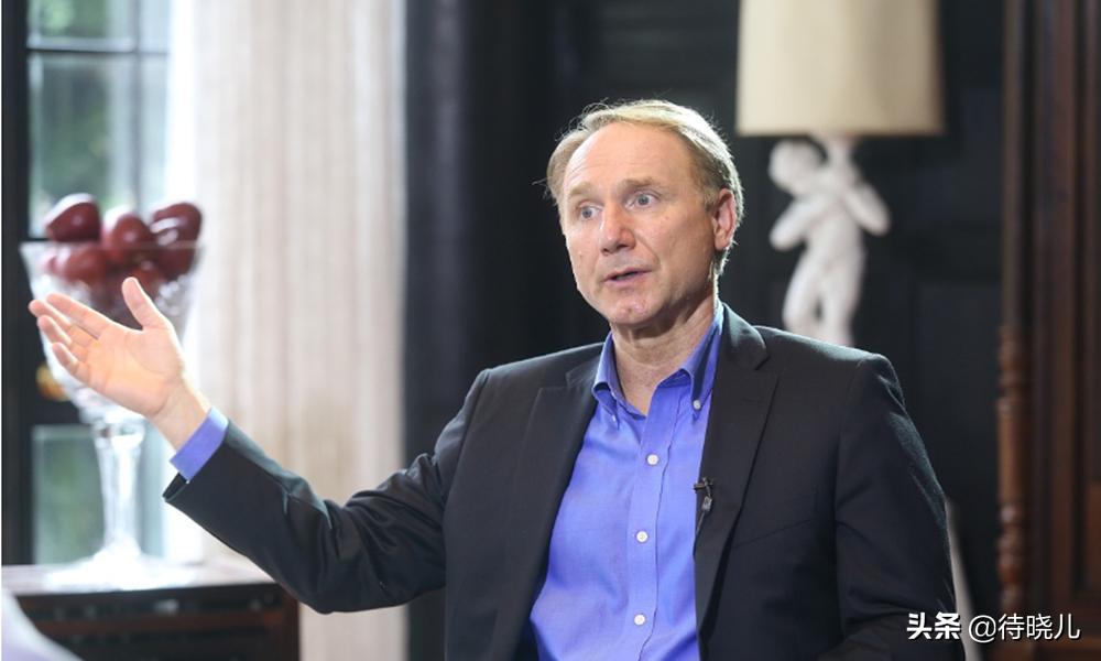 读七本书，观三部电影，揭秘小说与影视中的丹布朗结构