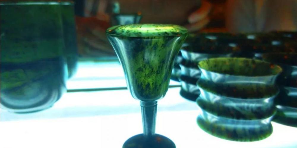 河西走廊纪行:驼绒画与夜光杯,都是极有特色的旅游纪念品