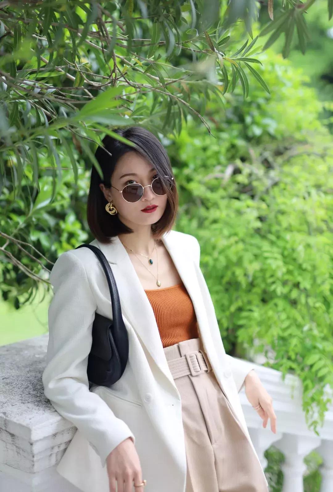 这5种首饰简单时尚减龄不贵,比较百搭的首饰