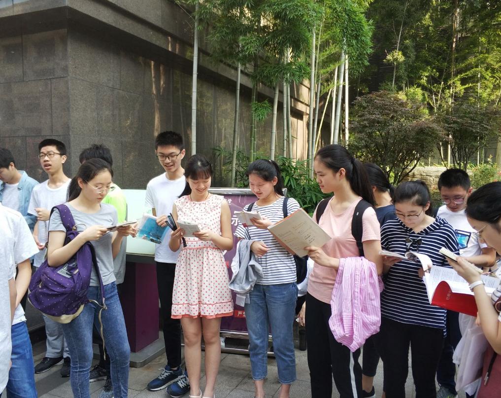 重庆3所野鸡大学臭名昭著,学生的毕业证如同废纸,遭到官媒点名