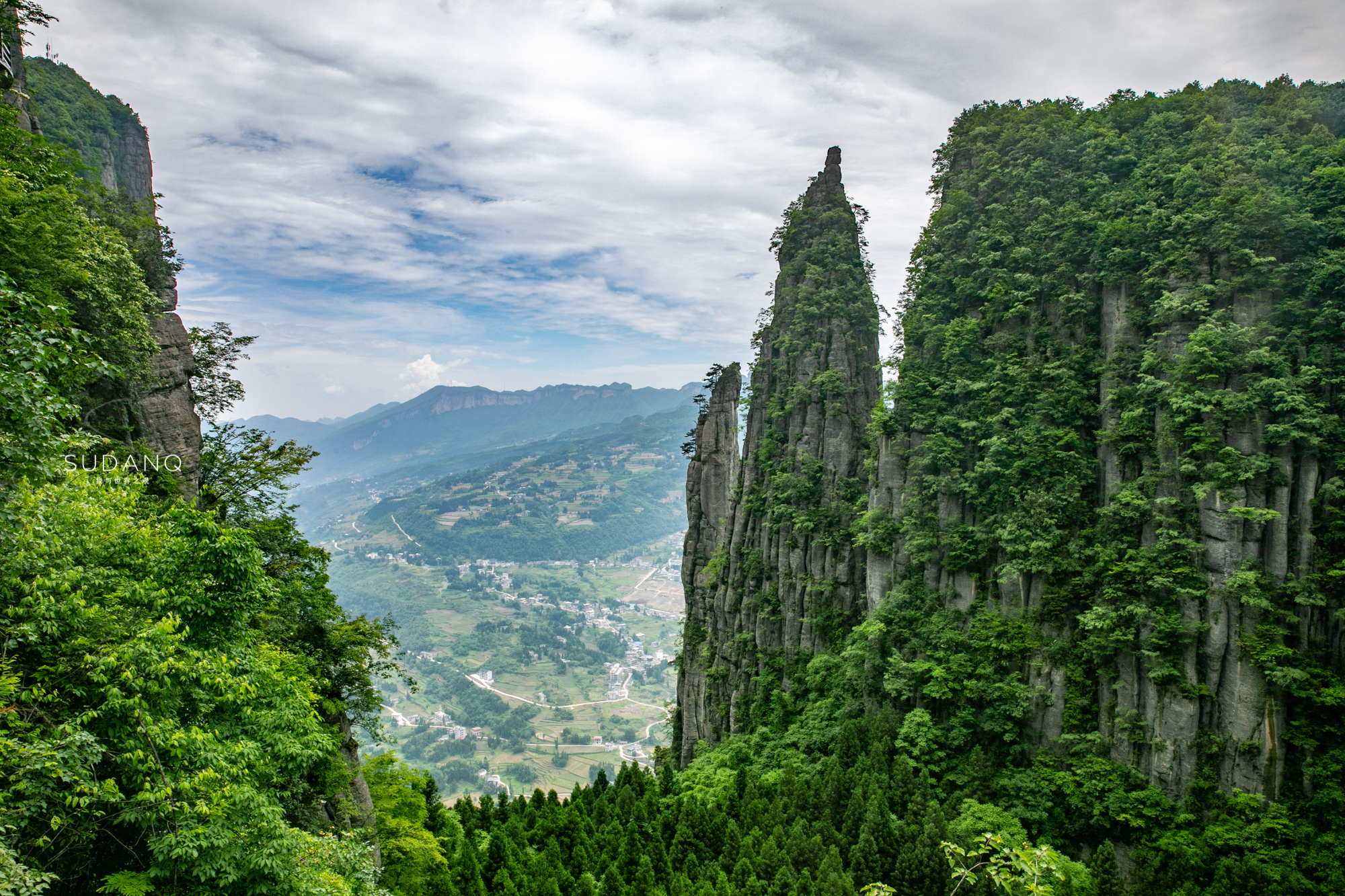 地球最美伤疤马岭河峡谷,地球最美的东非大裂谷