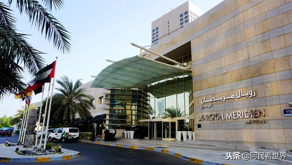 去阿联酋跟团游,随旅游团到迪拜旅游攻略