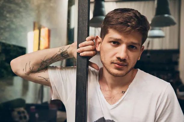 俄罗斯冲奥片，《高个儿》沉重到让人无法呼吸