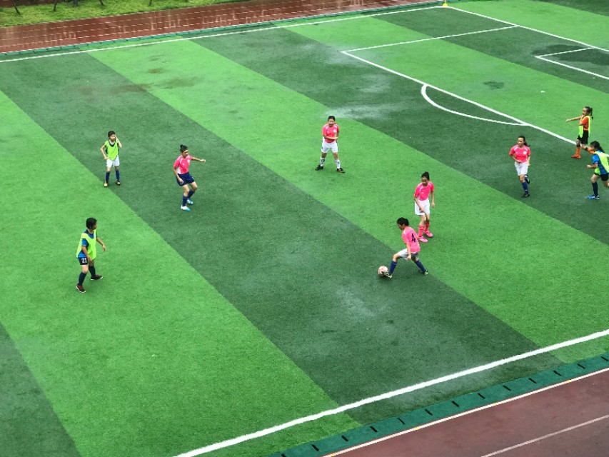 第一届“长郡雨外杯”小学生女子足球邀请赛圆满结束