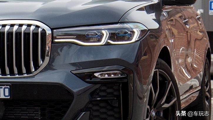 2022款宝马x7xdrive3.0t提车,2022款宝马x7xdrive40i领先豪华
