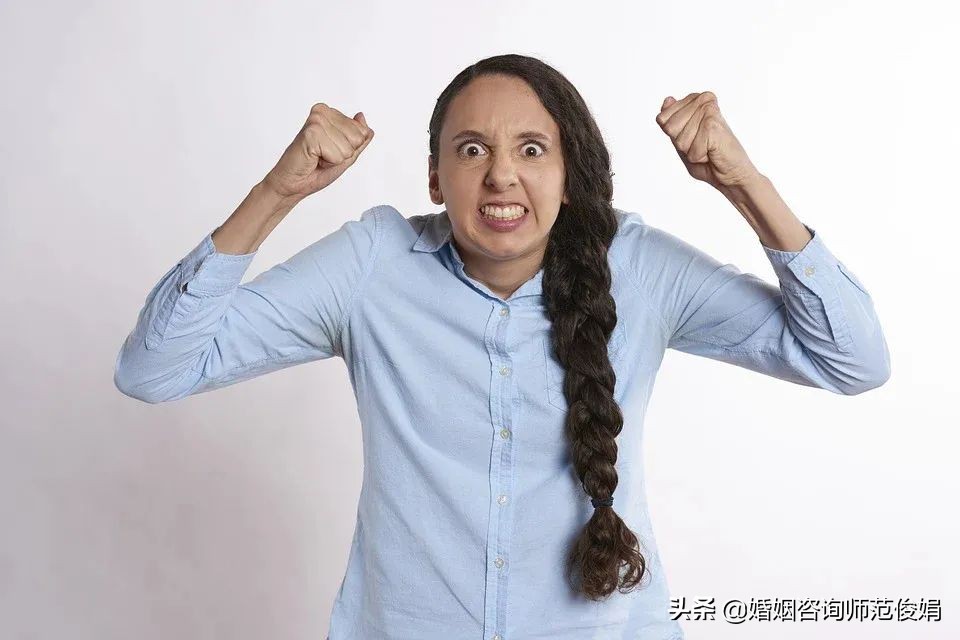 对付出轨第三者的绝招,遇到第三者不要名分