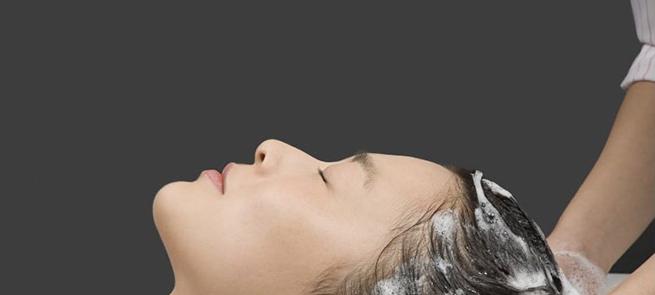 洗发水选购全攻略:健康洗发水品牌推荐与误区