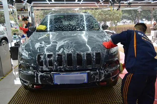 汽车漆面保护镀晶打蜡之类哪种好,汽车打蜡防护什么