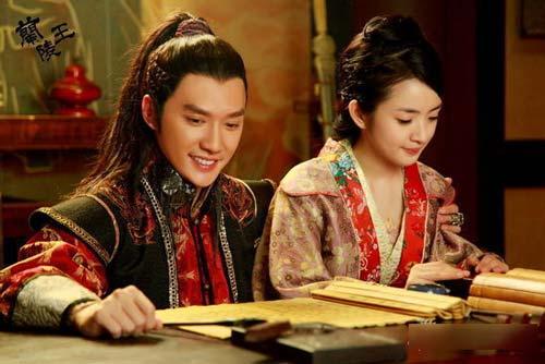 林依晨《小女花不弃》与小11岁张彬彬谈恋爱，《兰陵王》后又要火