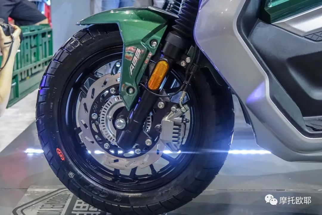 布雷斯通极宙adv踏板重庆,布雷斯通极宙adv踏板