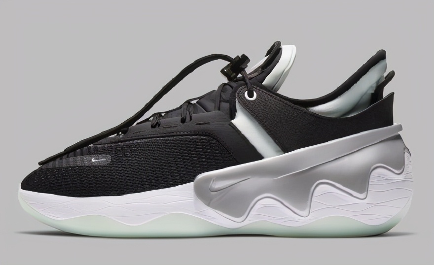 新品合集！KD13联名太心动，休闲鞋帅过椰子，耐克有点意思