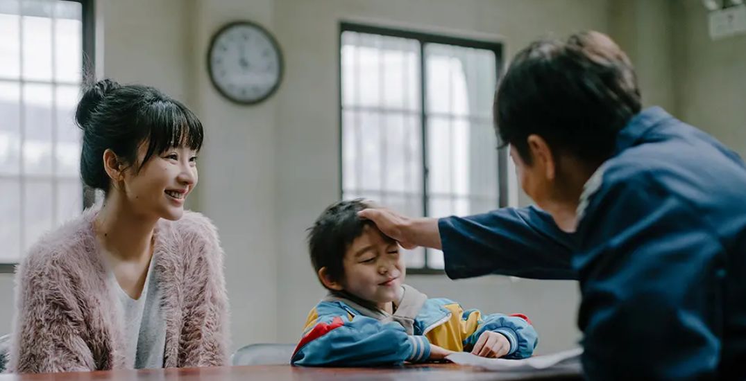 “借胸上位”的柳岩，还要被误会多久？