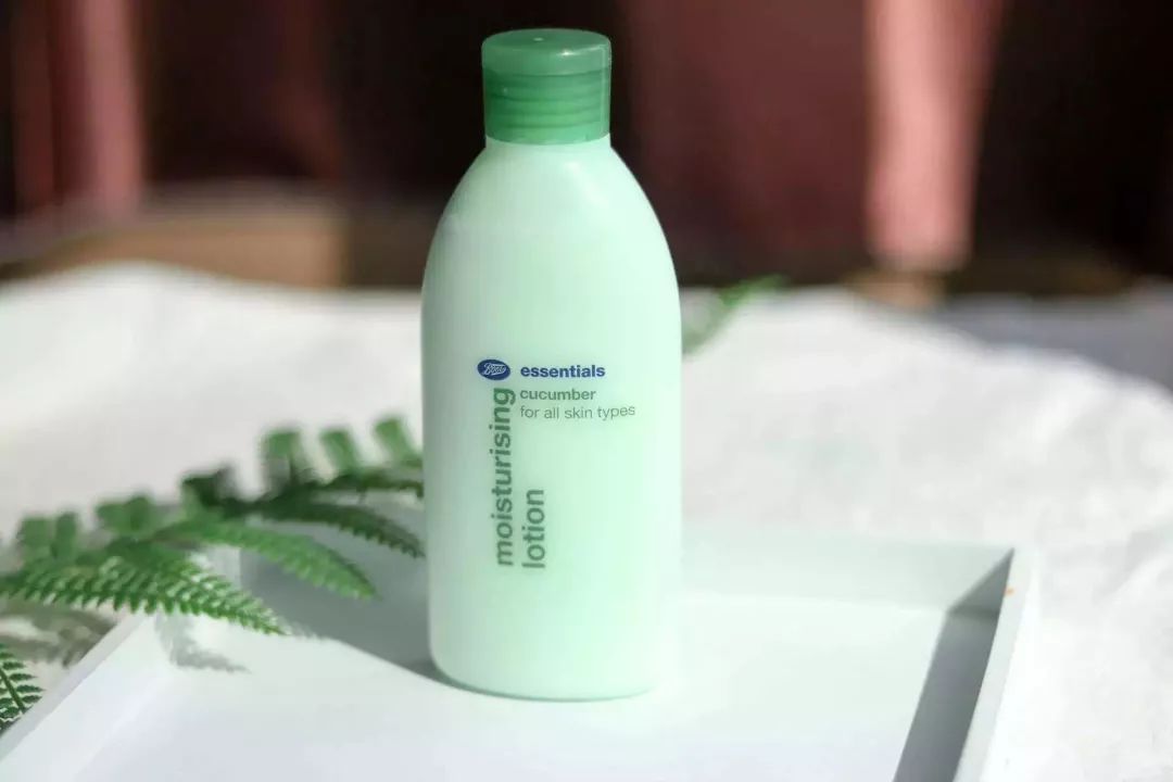 学生*党**也能买的平价水乳，居然拯救了我的烂脸！