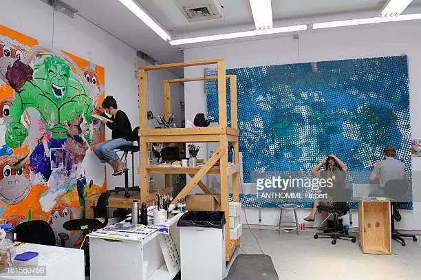 一只兔子卖了多少钱,一只兔子卖一块钱一年赚四百万