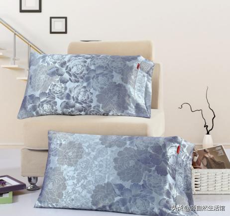 竹枕套和冰丝枕套哪个好,竹纤维枕套与棉枕套