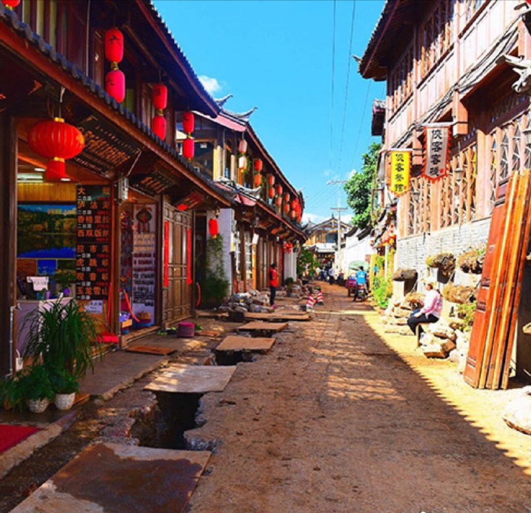 云南去丽江旅游费用多少,去云南丽江旅游需要多少钱一个人