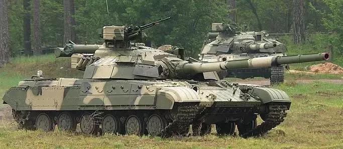 海湾战争t-72与哪款坦克对决,海湾战争t72为什么那么惨