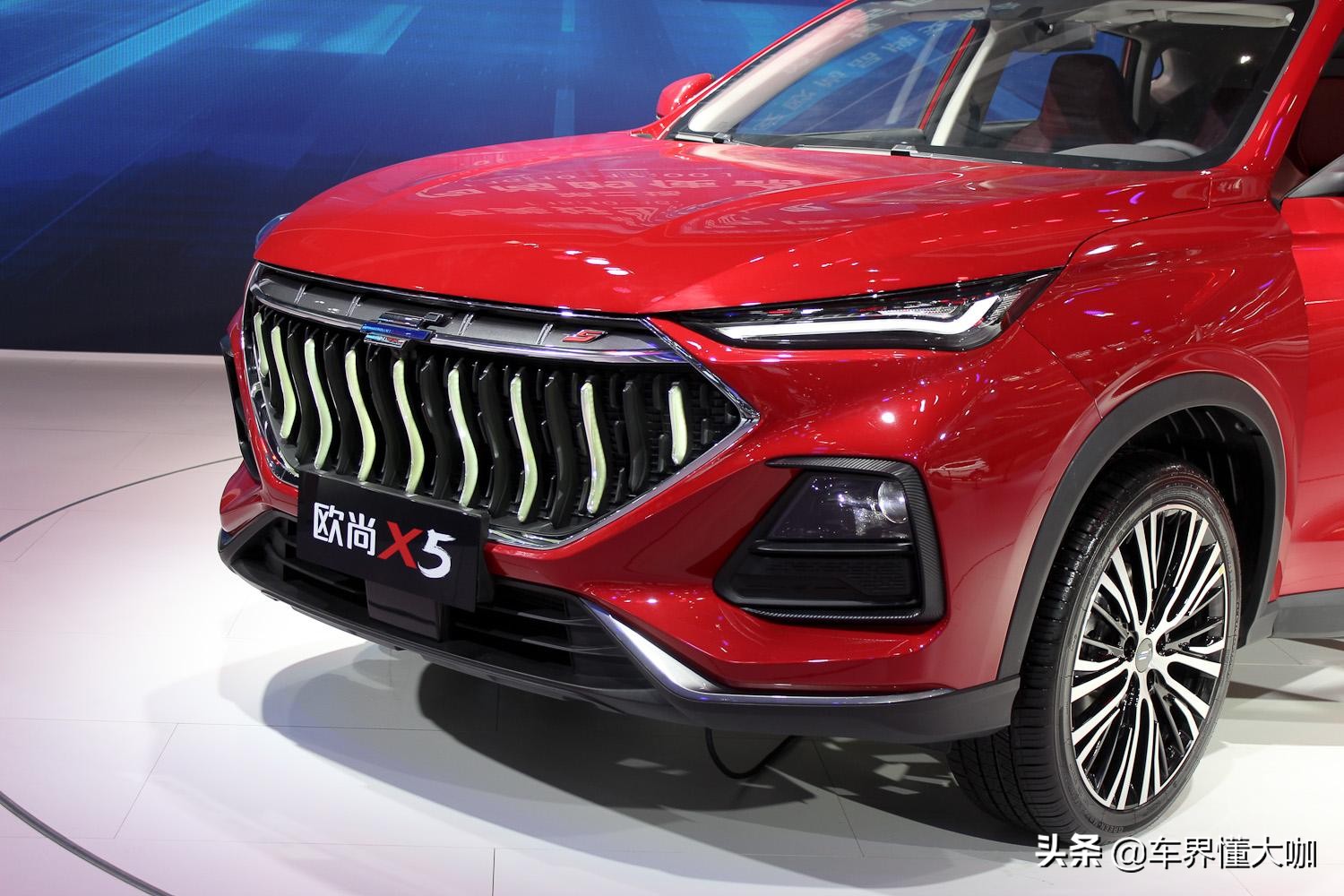 宝马x5和玛莎拉蒂哪个值得买,宝马x5玛莎拉蒂levante