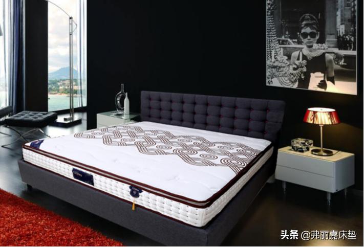 40岁睡硬床垫好还是软床垫好,床垫选什么样的床垫好