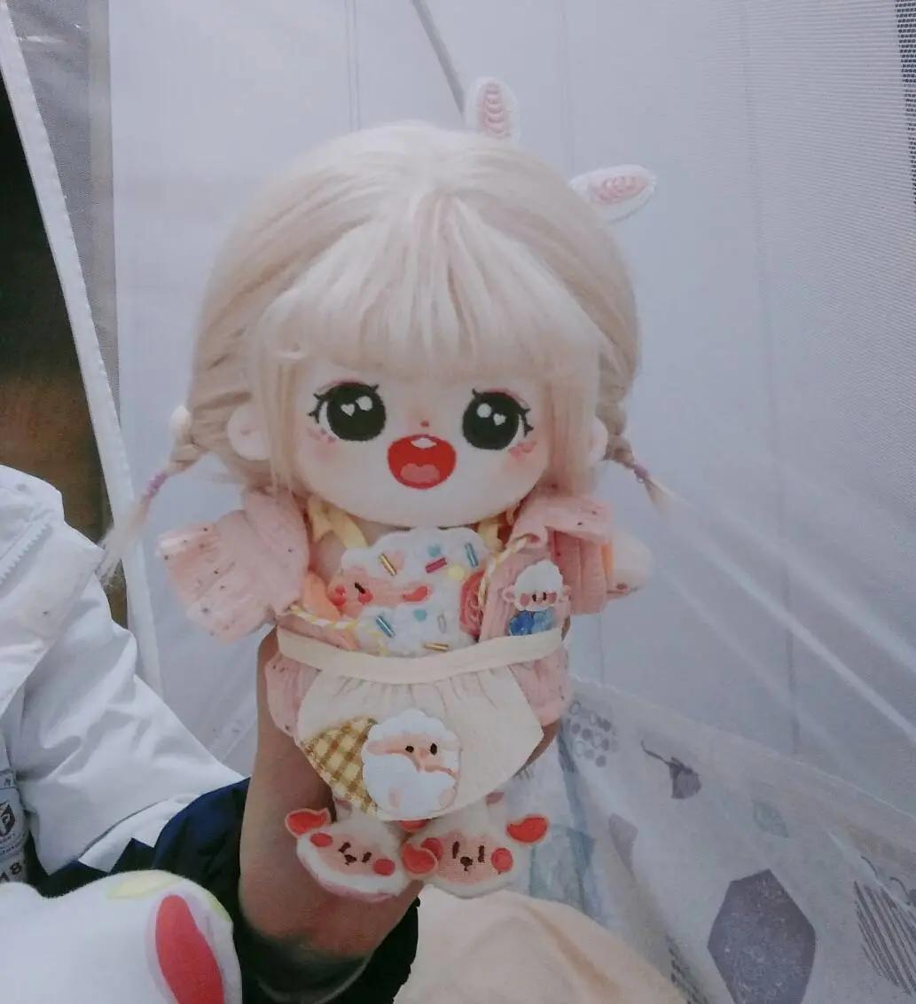 “养娃”的年轻人,“卖”萌的商业经