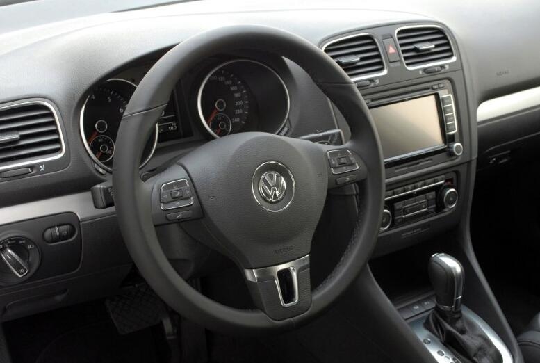 高尔夫嘉旅和朗境对比,16年的车7万公里