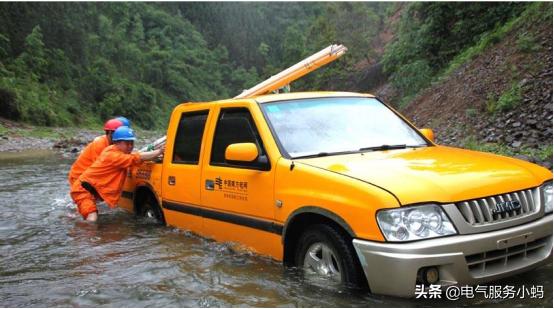 电工在工厂成了勤杂工,为什么电工最辛苦