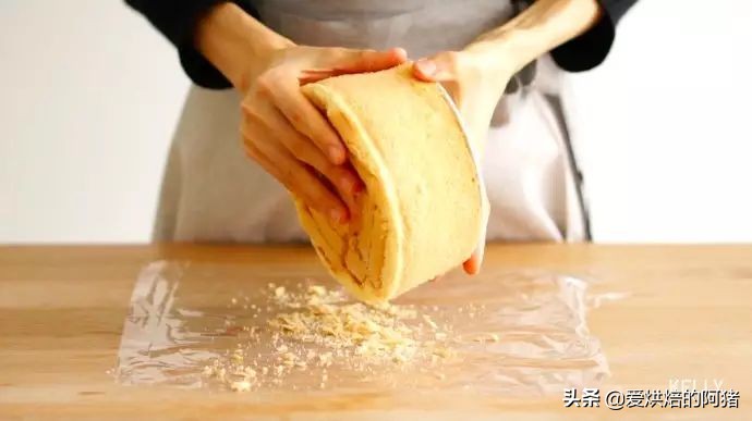 邱莹莹同款草莓奶油蛋糕，基础戚风胚，徒手脱模剖片及抹面挤花