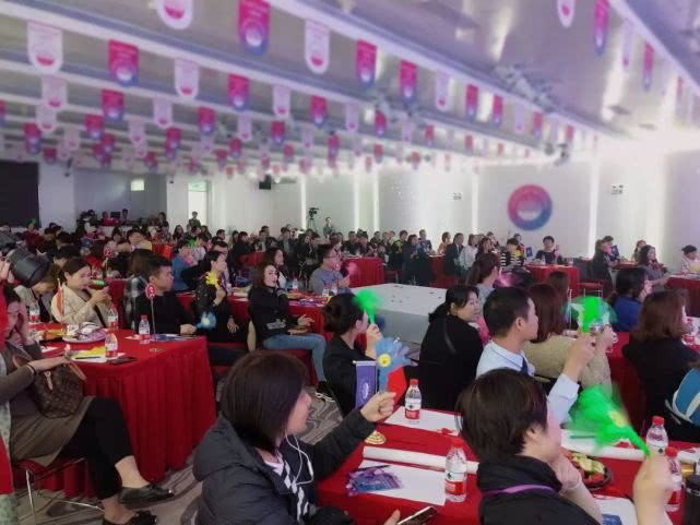 “让百万人告别脱发”l百莲凯倡导“第2届313世界生发节”