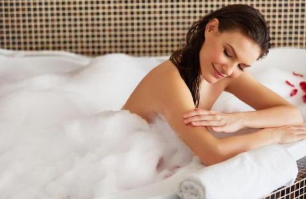 经期前可以“同房”吗？妇科主任：若不重视，可能会带来3种风险