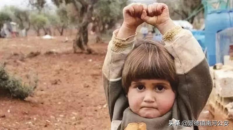 朋友圈最牛刷屏：周总理，飞机再也不用飞两遍了...