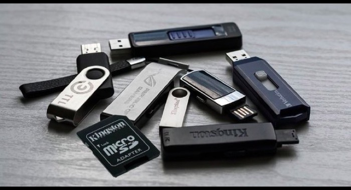 u盘插入电脑没反应时的修复方法,u盘插在mac电脑上无法显示