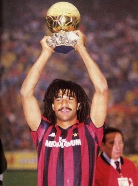 百年俱乐部在哪里,百年俱乐部夺冠