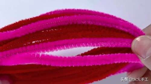 春天来啦手工创意扭扭棒,手工红梅花制作