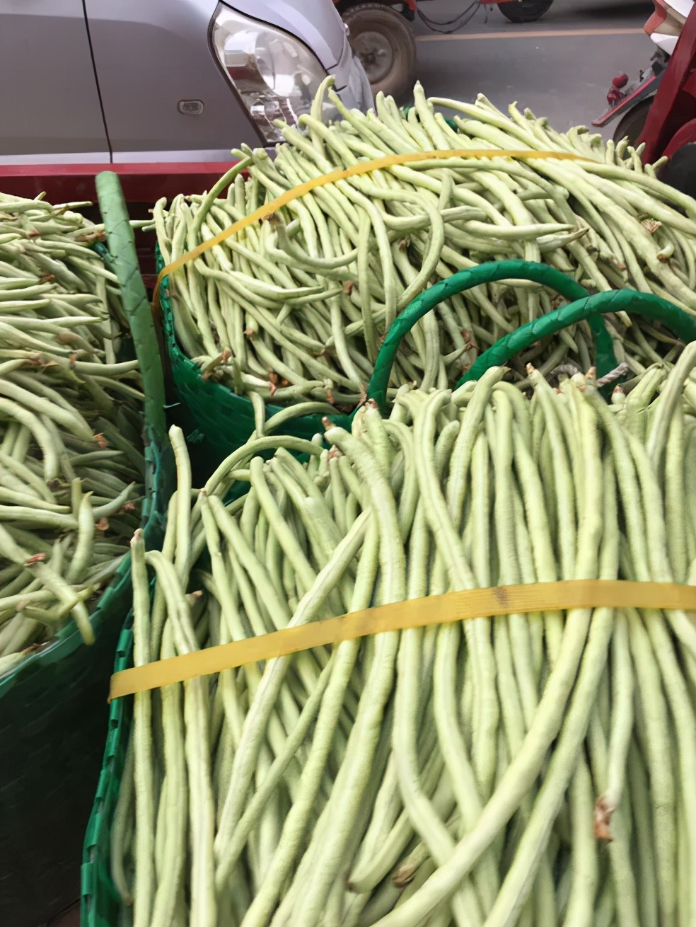 豇豆到底是白豇豆还是青豇豆,红豇豆与白豇豆的区别