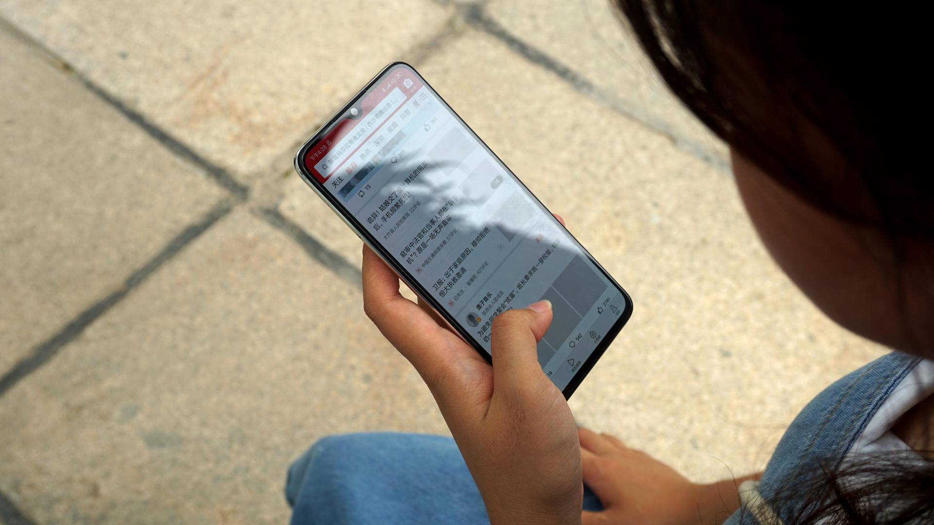 妹子评测小米,小米10s和小米cc9哪个拍照好