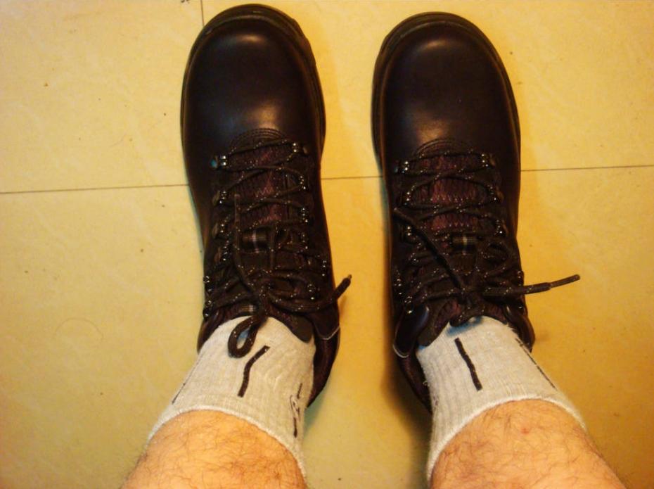 喜新不厌旧:一天一双靴子一个造型,除夕到初六各场合全适配