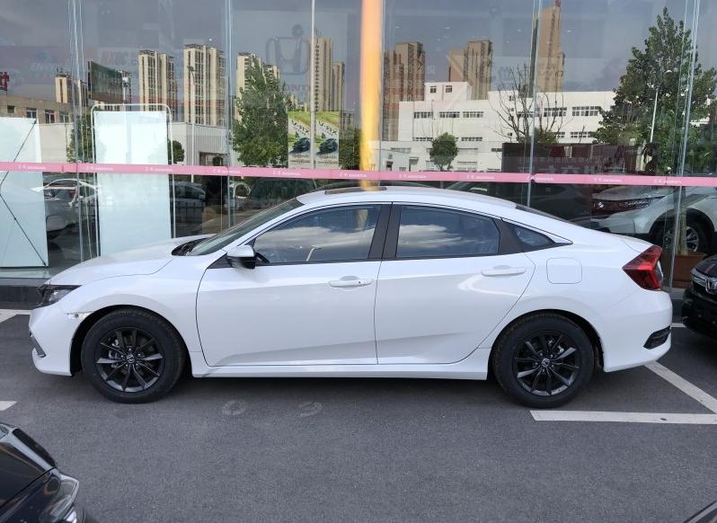 朋友提车思域,朋友全款提车