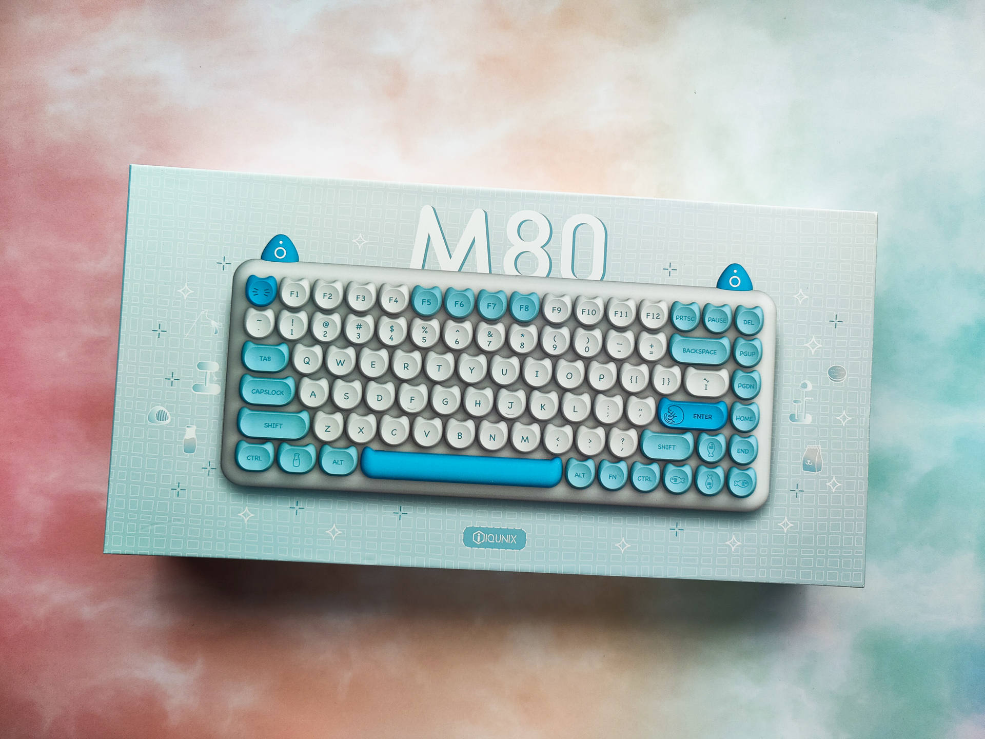 给领导迟到的礼物——IQUNIXM80萌萌波斯简单晒