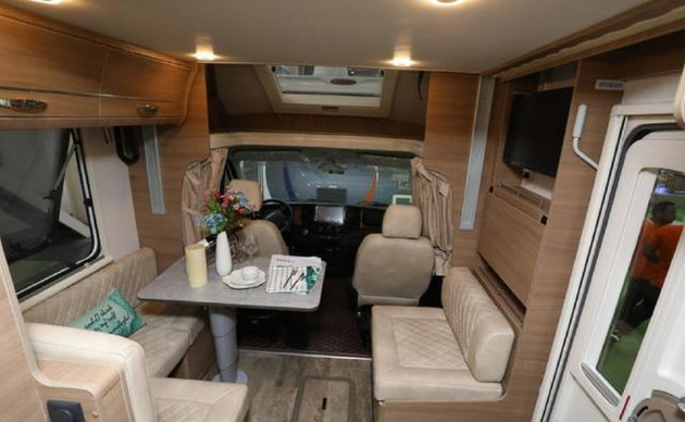 小房车实测,大通生活家v90小额头房车使用感受