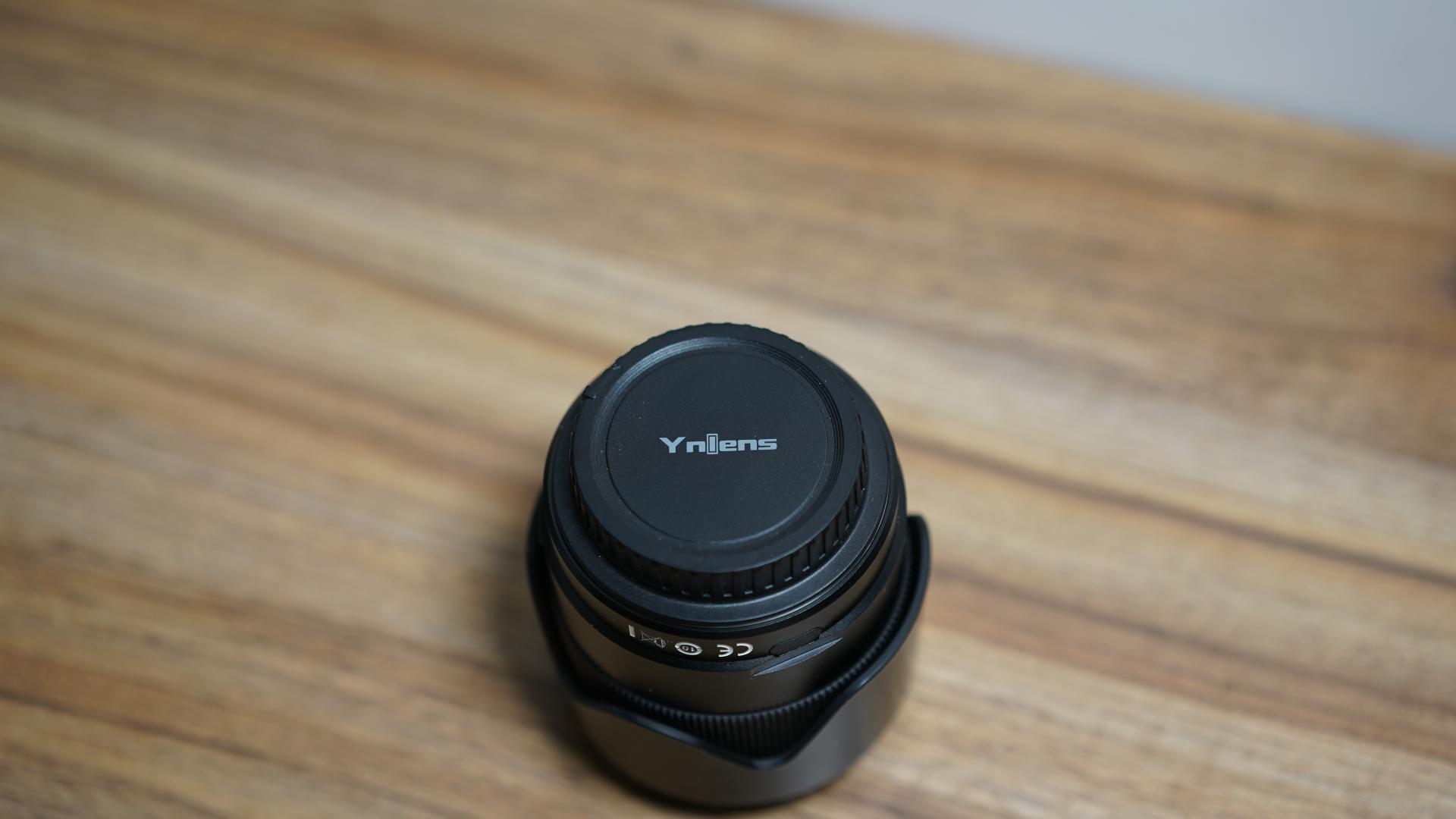 永诺yn35mmf2标准定焦镜头测评,永诺35mmf2和适马35f2对比