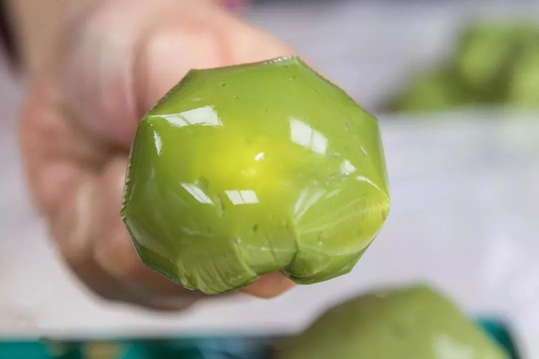 你和春天还差了一个“绿胖子”青团!